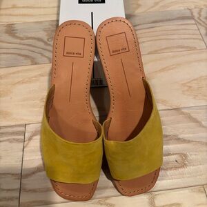 Dolce Vita Women's Yellow Slide Sandals